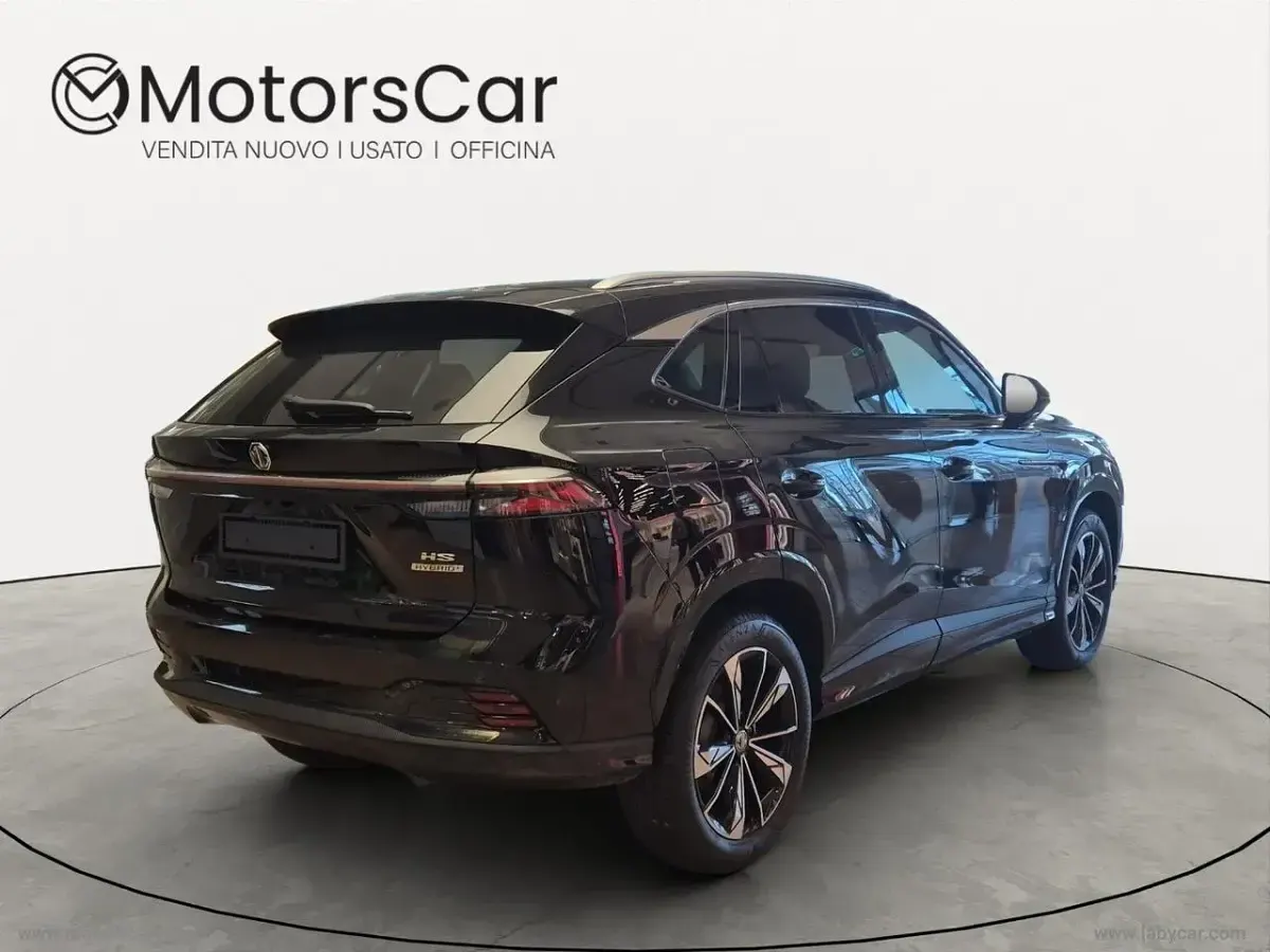 Nuova MG HS Luxury 142 CV (104 kW) 2026 Nero SUV
