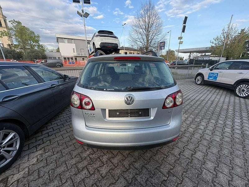 Usata VW Golf United 102 CV (75 kW) 2008 Argento Monovolume