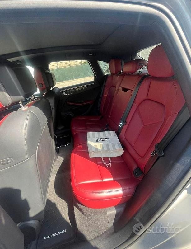 Usata Porsche Macan 265 CV (194 kW) 2023 Grigio SUV