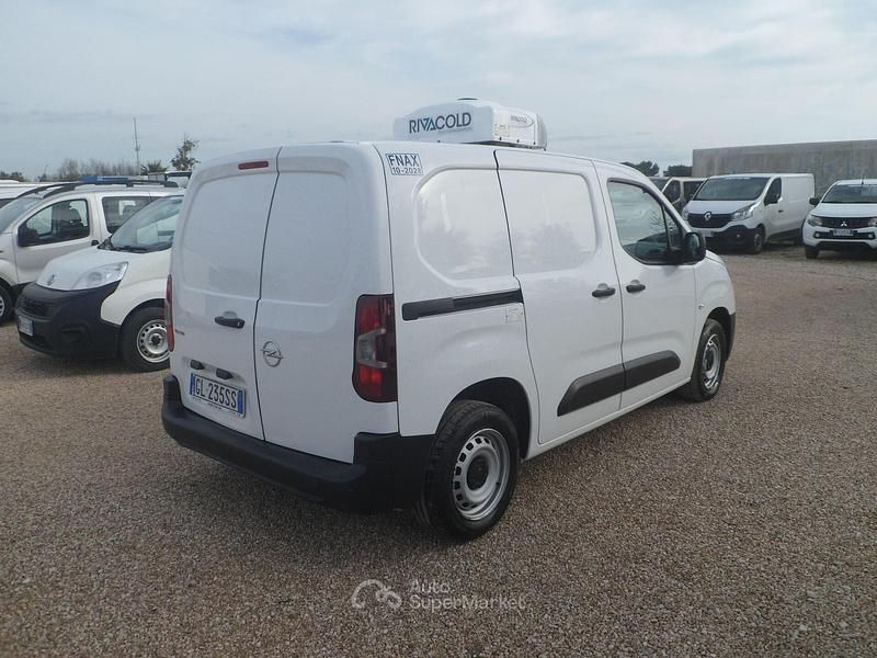 Usata Opel Combo 101 CV (74 kW) 2023 Bianco Furgone