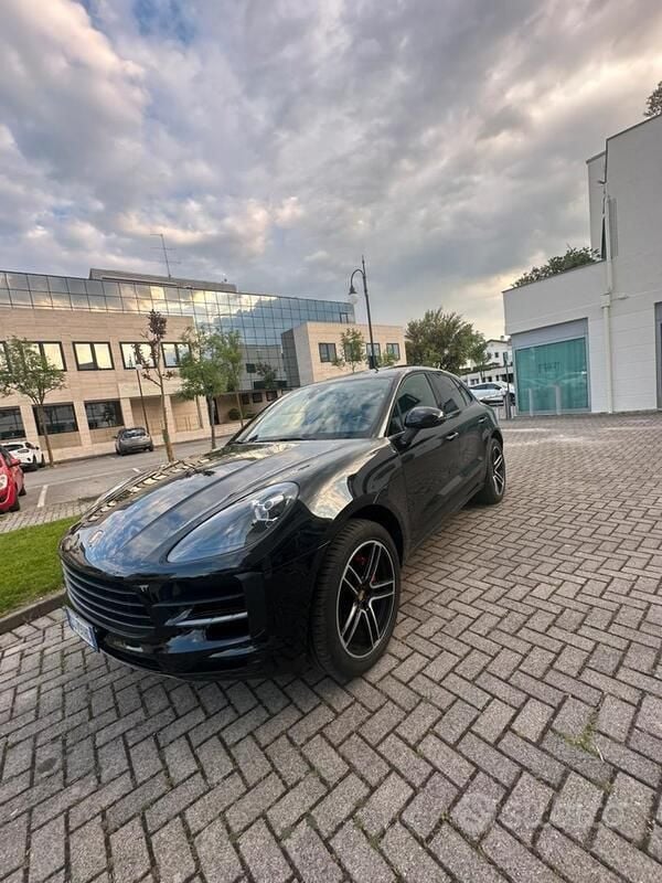 Usata Porsche Macan 245 CV (180 kW) 2020 Nero SUV