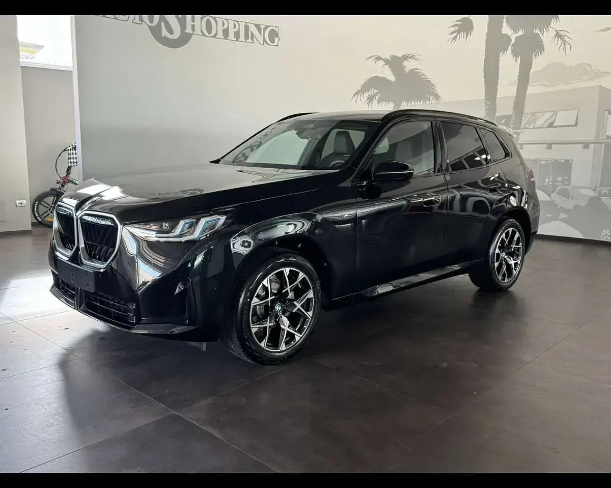 Nouă BMW X3 M Sport 208 CP (152 kW) 2026 Negru SUV