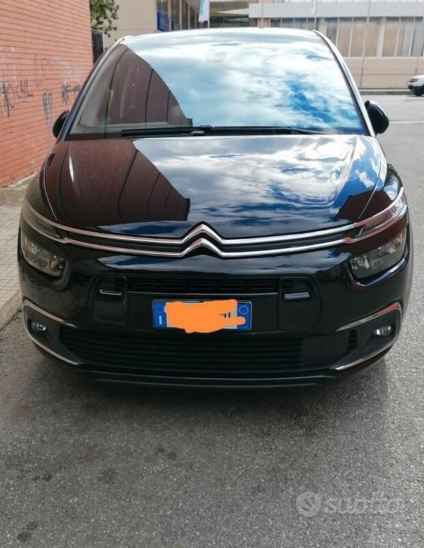 Usata 2017 Citroën C4 Picasso Monovolume | 10.000 € (Buon prezzo) - Immagine 1/4