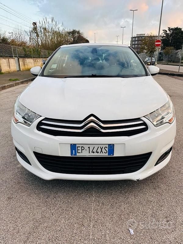 Usata Citroën C4 109 CV (80 kW) 2013 Bianco Berlina