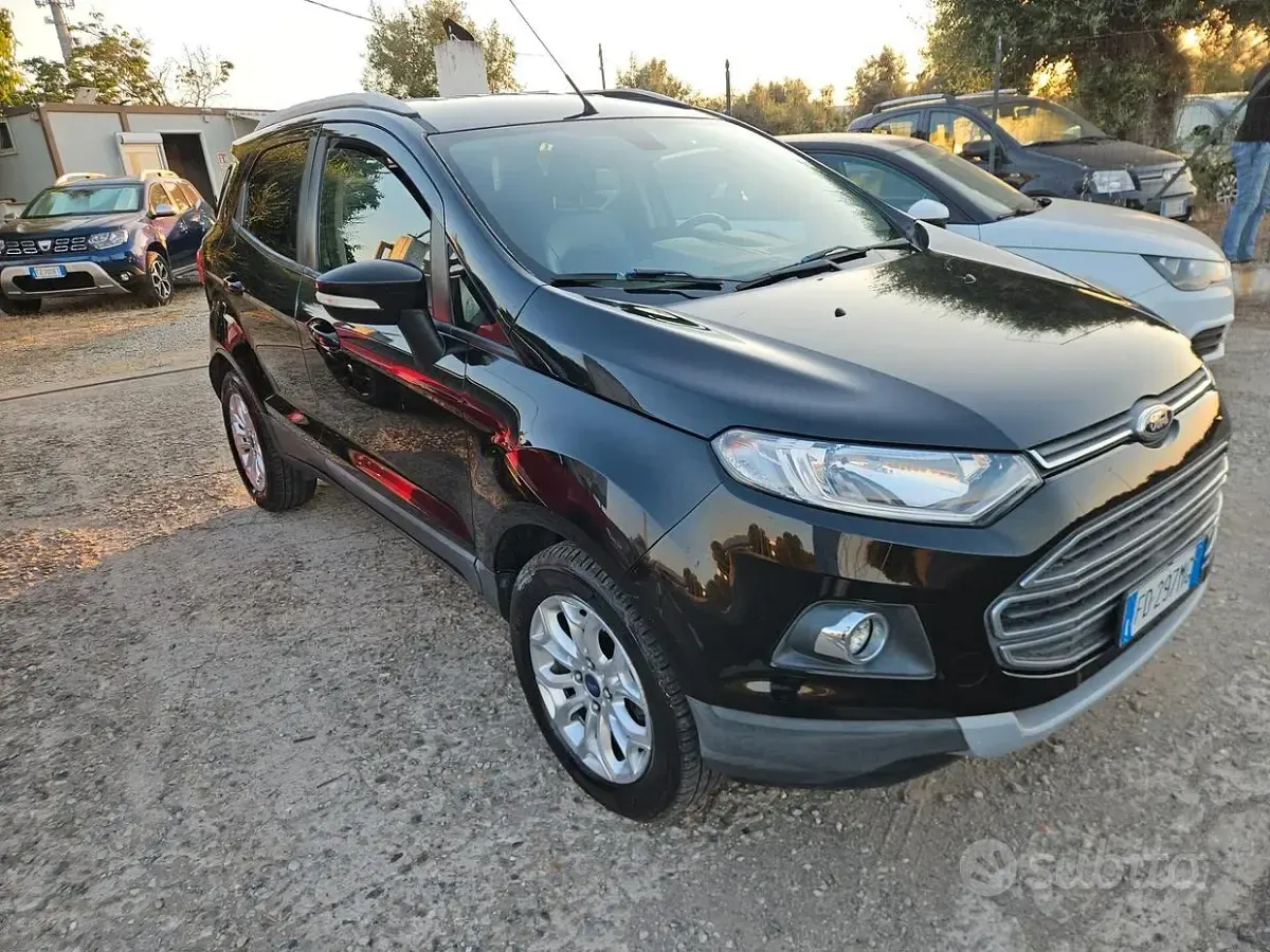 Usata Ford Ecosport Titanium 125 CV (91 kW) 2016 Nero SUV