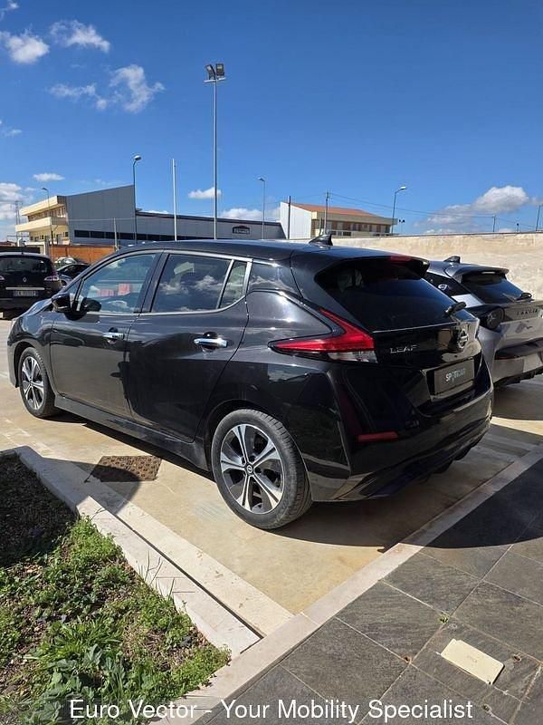 Usata Nissan Leaf 110 kW (150 CV) 2022 Nero Utilitaria