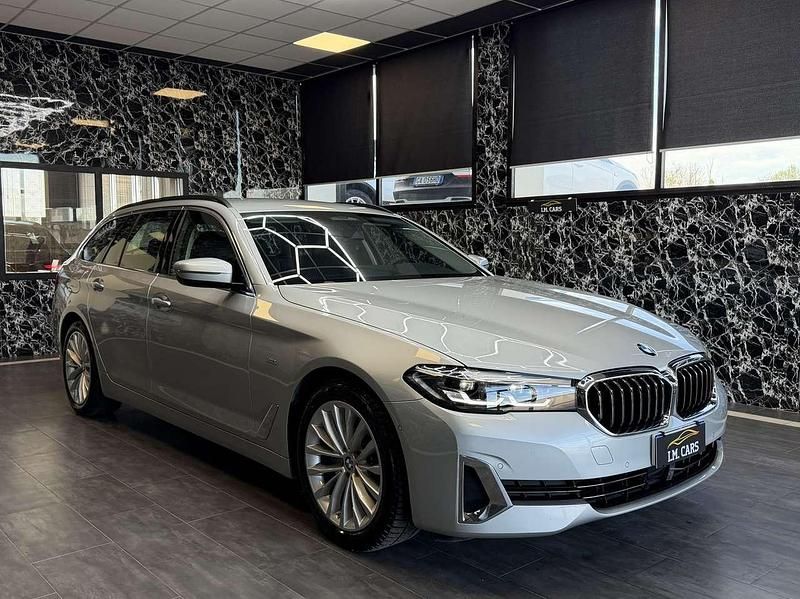 Usata BMW 518 Luxury Line 150 CV (110 kW) 2021 Argento Station wagon