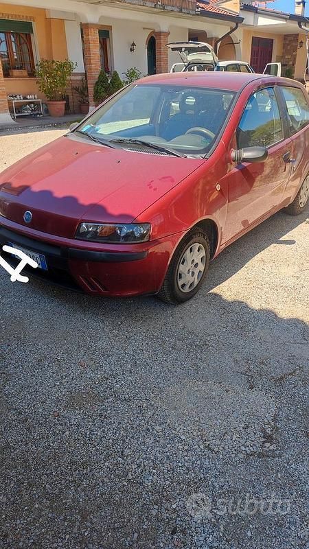 Usata Fiat Punto 2002 Rosso Utilitaria