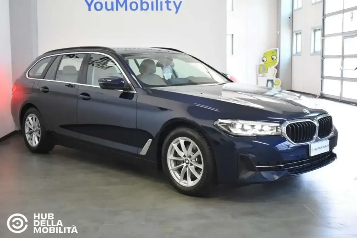 Usata BMW 518 150 CV (110 kW) 2022 Blu Station wagon