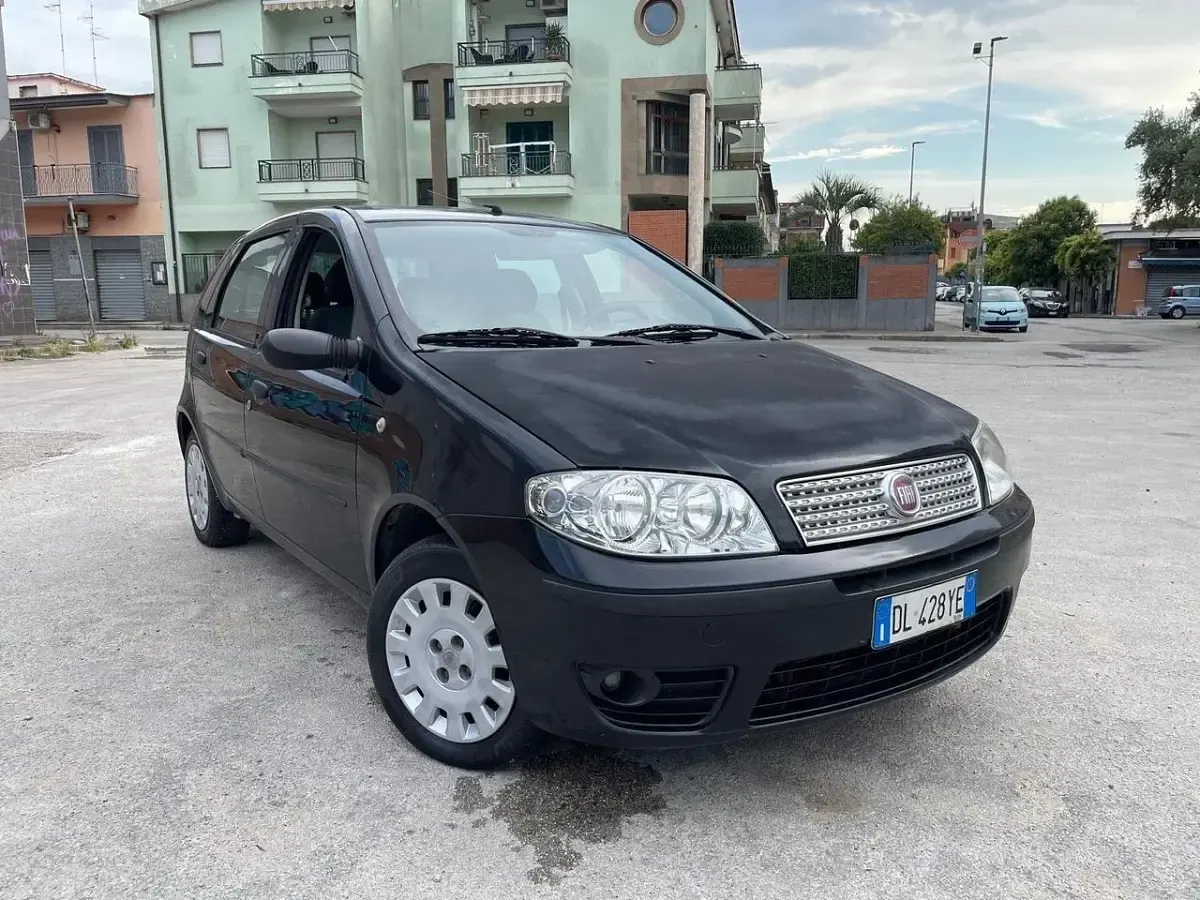 Usata Fiat Punto 59 CV (43 kW) 2008 Nero Utilitaria