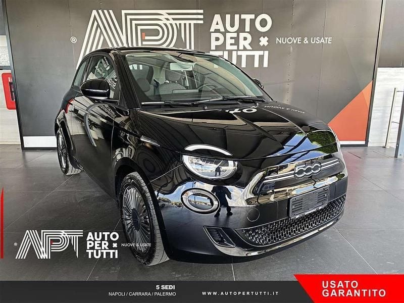 Usata Fiat 500e Icon 86 kW (118 CV) 2021 Nero Berlina