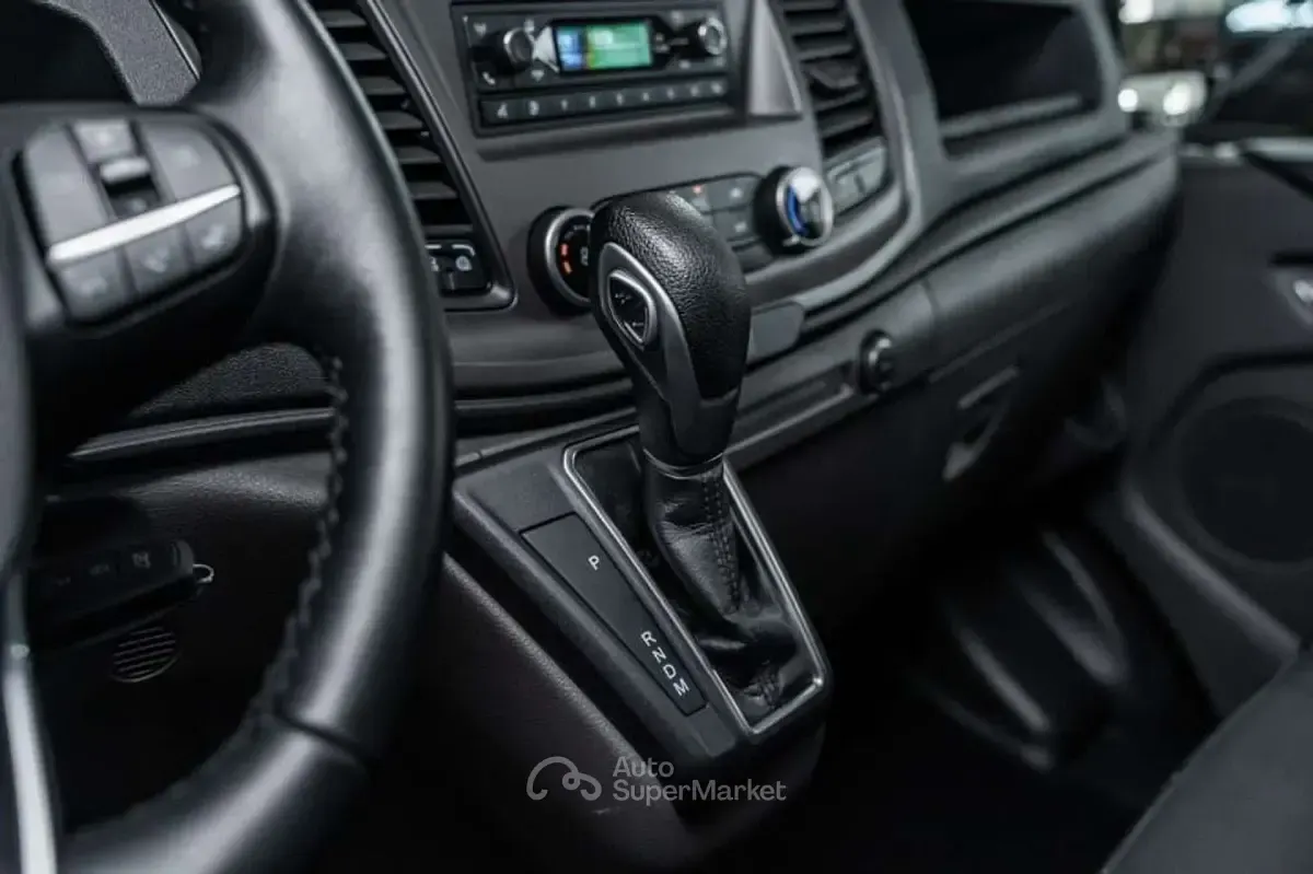 Usata Ford Transit Custom Trend 131 CV (96 kW) 2021 Grigio scuro Furgone