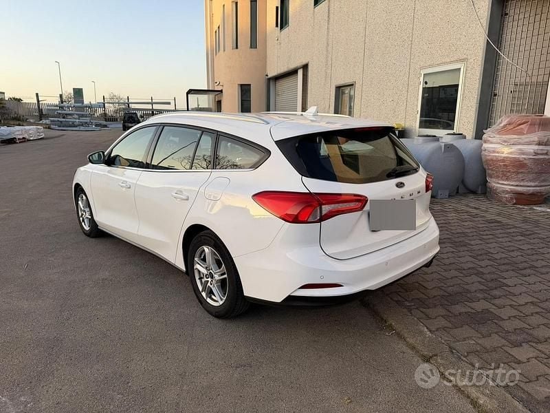 Usata Ford Focus 120 CV (88 kW) 2019 Bianco Station wagon