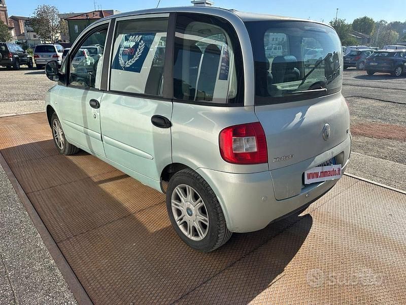 Usata Fiat Multipla Dynamic 103 CV (75 kW) 2005 Verde Monovolume