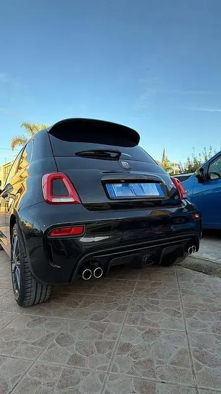 Usata Abarth 695 Turismo 179 CV (131 kW) 2023 Nero Utilitaria