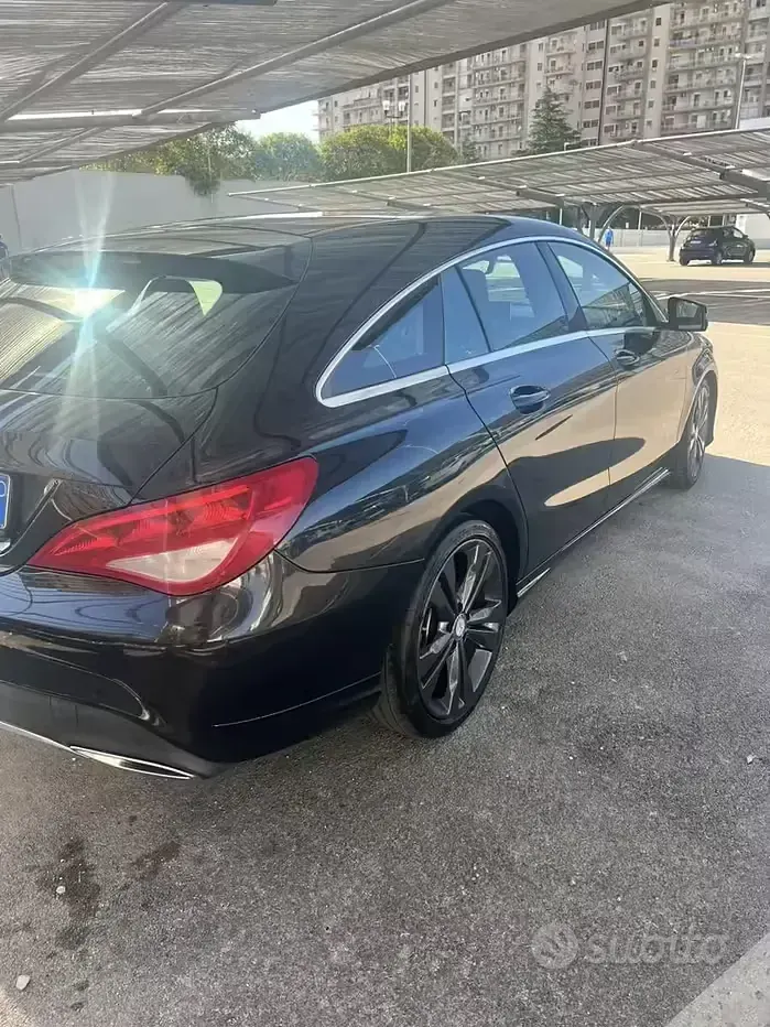 Usata Mercedes CLA200 2018 Nero Coupé