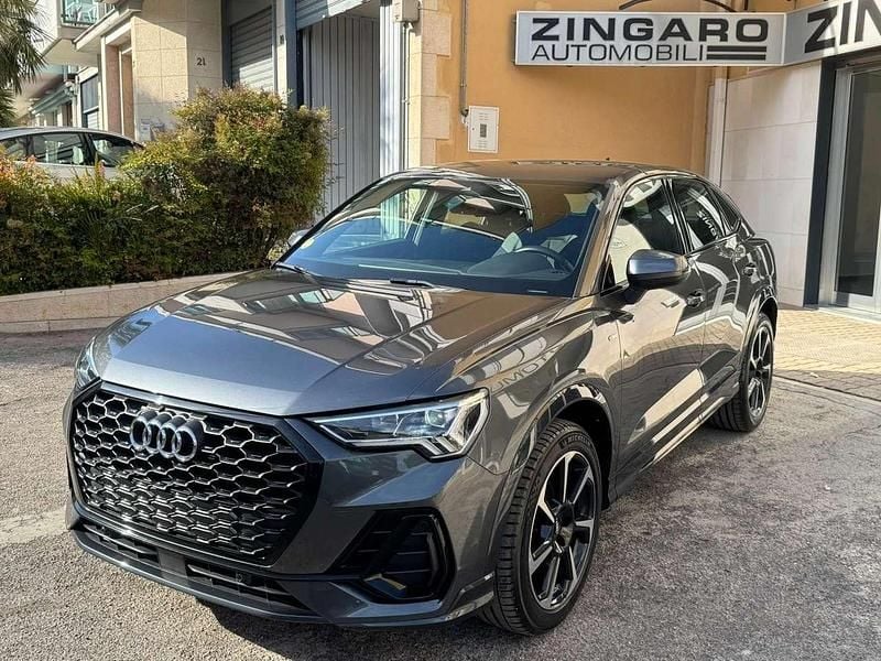 Usata Audi Q3 Sportback S-Line 150 CV (110 kW) 2020 Grigio SUV