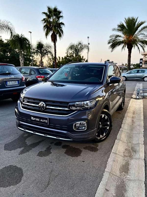 Usata VW T-Cross Style 95 CV (69 kW) 2022 Grigio SUV