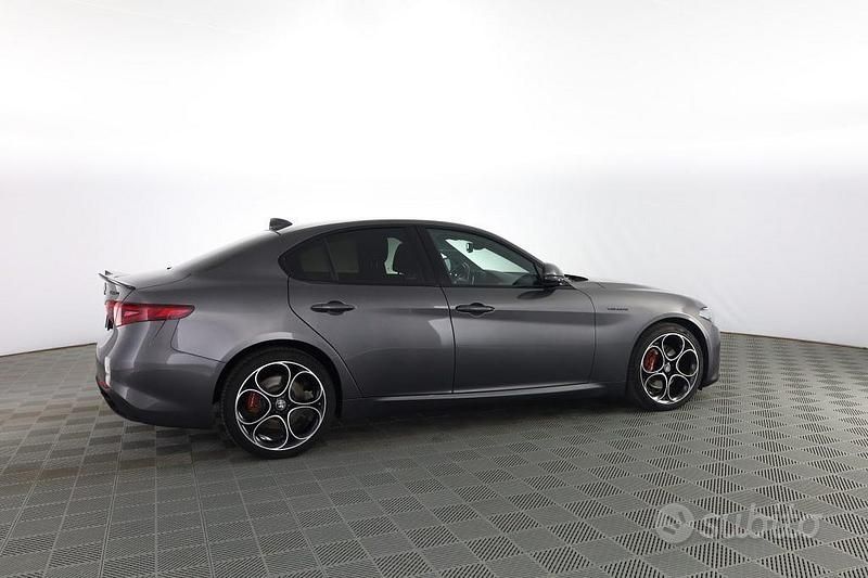Usata Alfa Romeo Giulia Veloce 210 CV (154 kW) 2020 Grigio Berlina