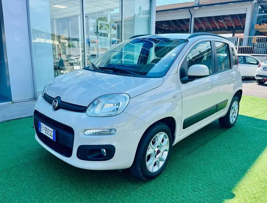 Usata Fiat Panda 84 CV (61 kW) 2015 Utilitaria