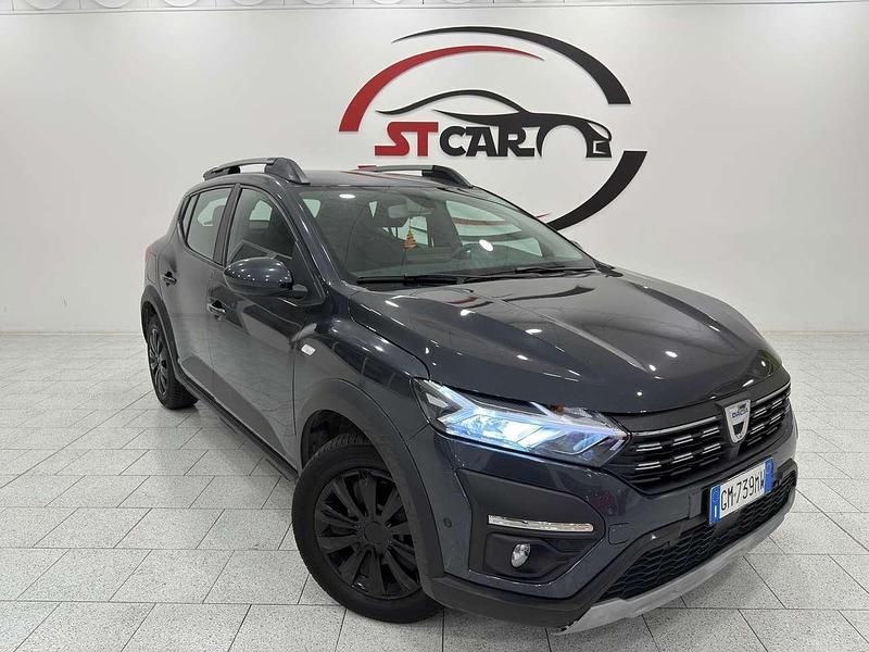 Usata Dacia Sandero Comfort 91 CV (66 kW) 2023 Grigio Berlina