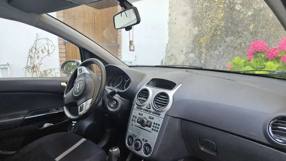 Usata Opel Corsa Active 86 CV (63 kW) 2013 Utilitaria
