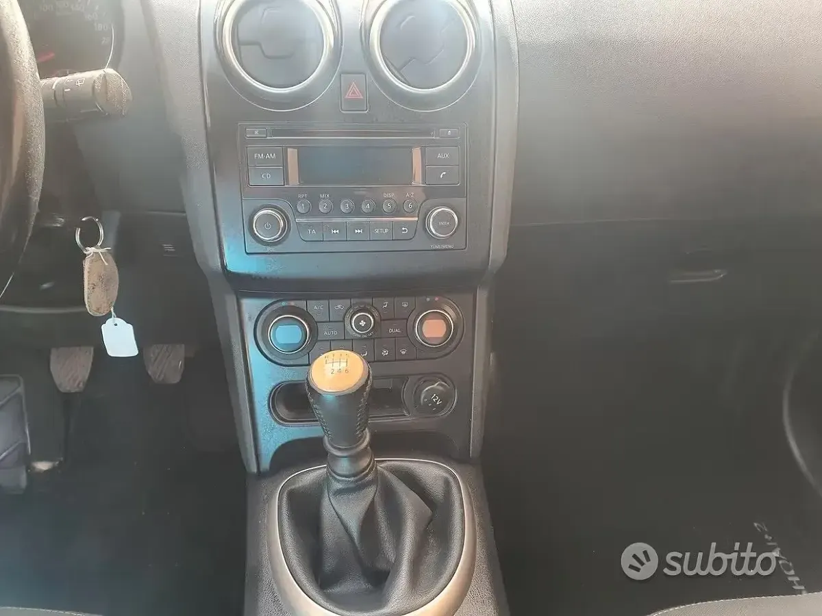 Usata Nissan Qashqai +2 Tekna 150 CV (110 kW) 2011 Grigio SUV