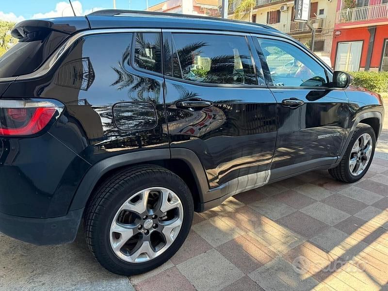 Usata Jeep Compass Limited 120 CV (88 kW) 2017 Nero SUV