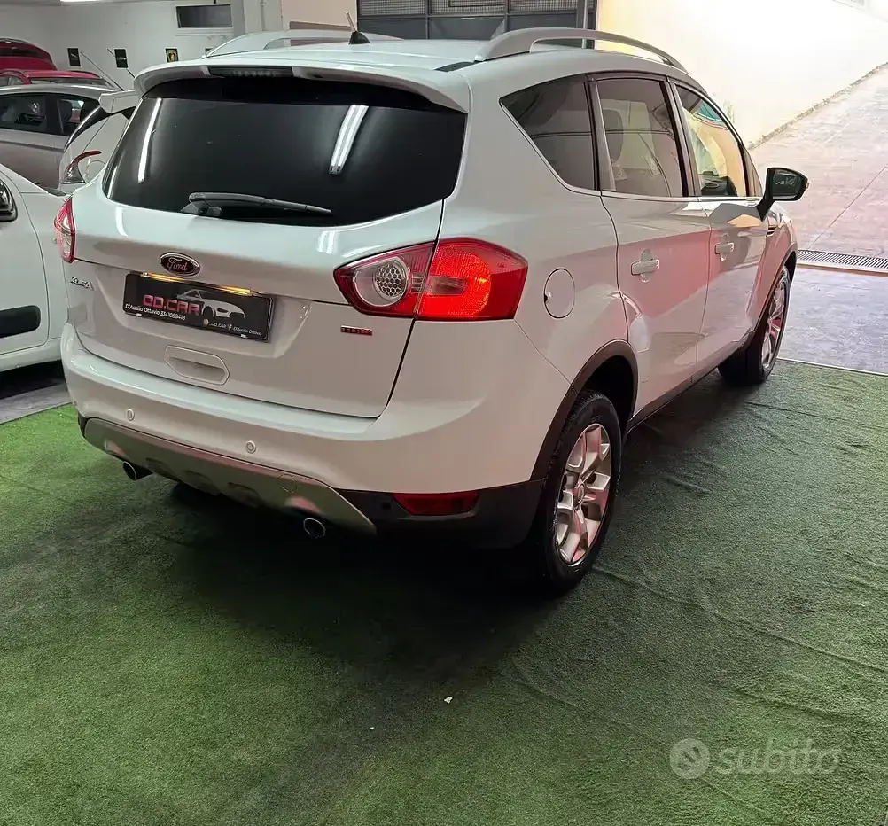 Usata Ford Kuga Titanium 140 CV (102 kW) 2011 Bianco SUV