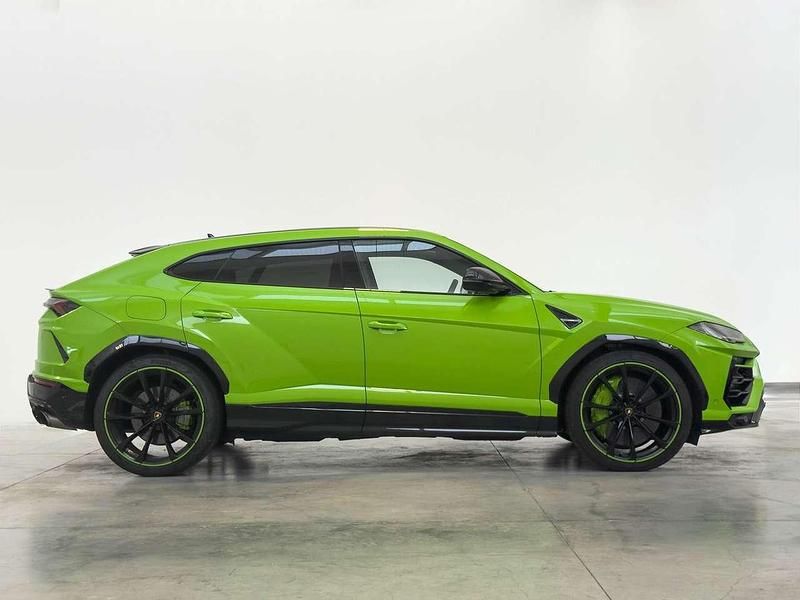 Usata Lamborghini Urus 650 CV (478 kW) 2021 Verde mantis SUV