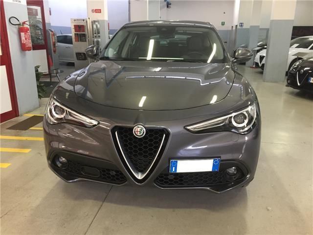 Alfa Romeo Stelvio Usata 523 Alfa Romeo Stelvio In Vendita