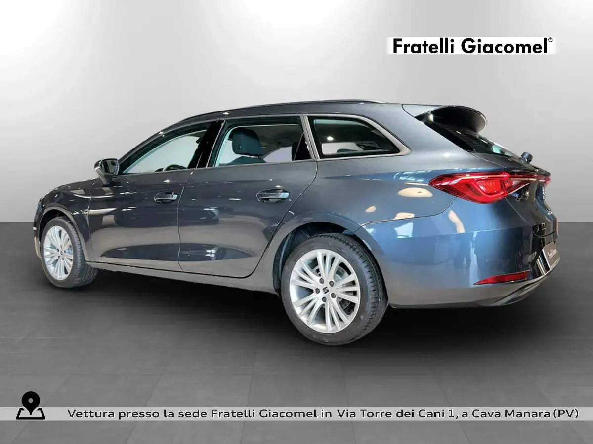 Nuova Seat Leon Business 116 CV (85 kW) 2026 Gray Station wagon