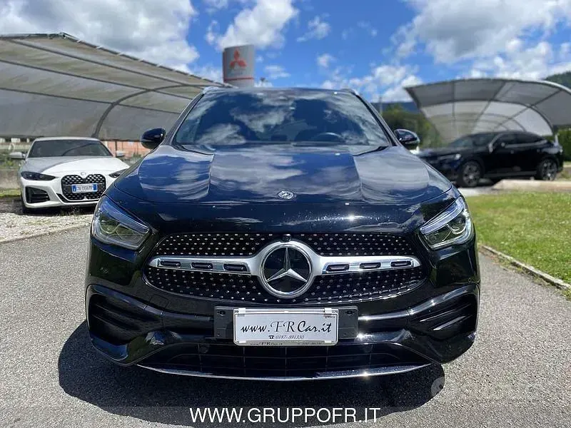 Usata Mercedes GLA200 Premium 150 CV (110 kW) 2023 Nero SUV