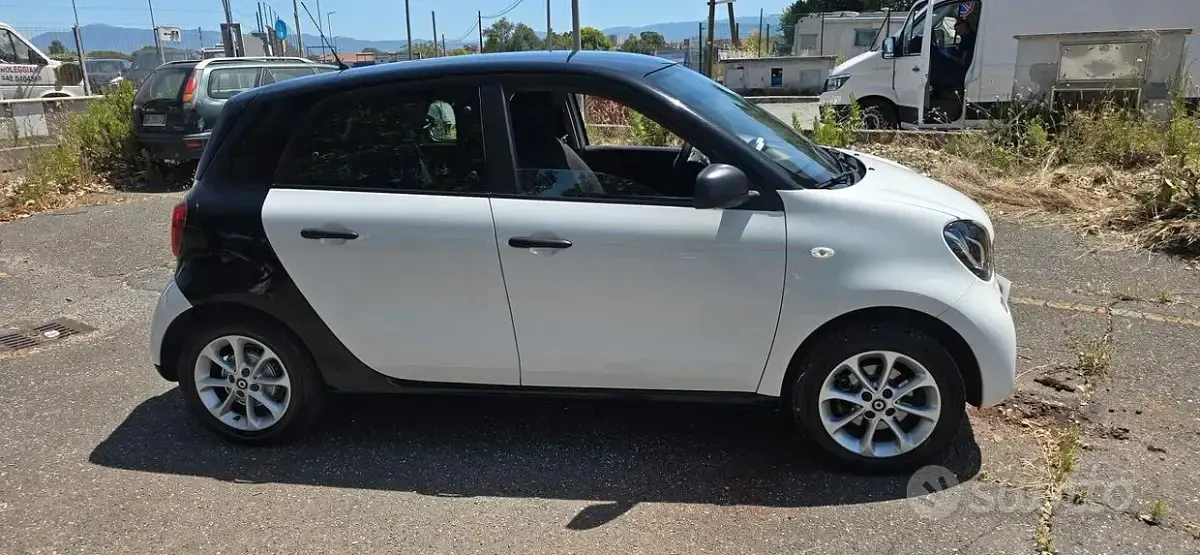 Usata Smart ForFour Passion 71 CV (52 kW) 2018 Bianco Utilitaria