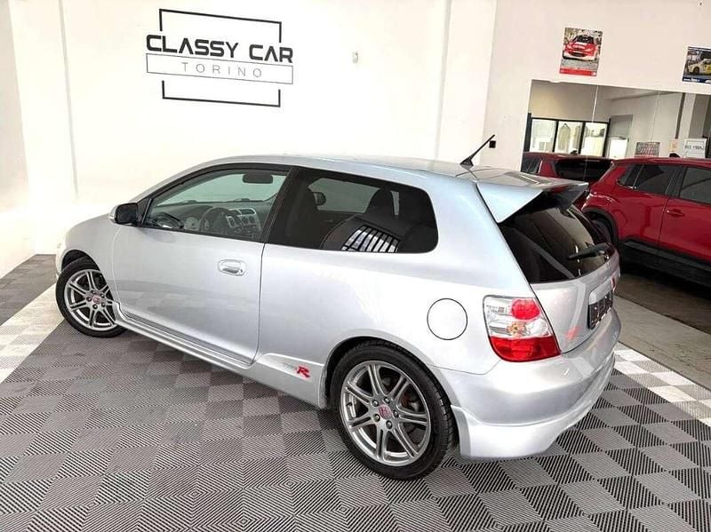 Usata Honda Civic Type R 200 CV (147 kW) 2004 Satin silver metallic Berlina