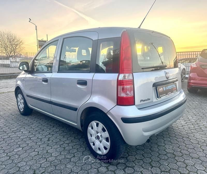 Usata Fiat Panda 69 CV (50 kW) 2011 Argento Berlina
