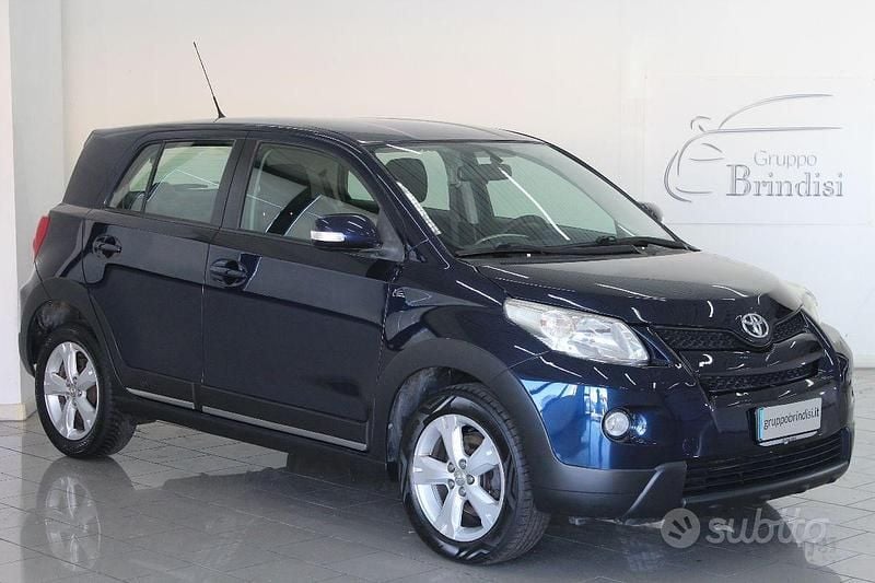 Usata Toyota Urban Cruiser Sol 89 CV (65 kW) 2010 Blu SUV