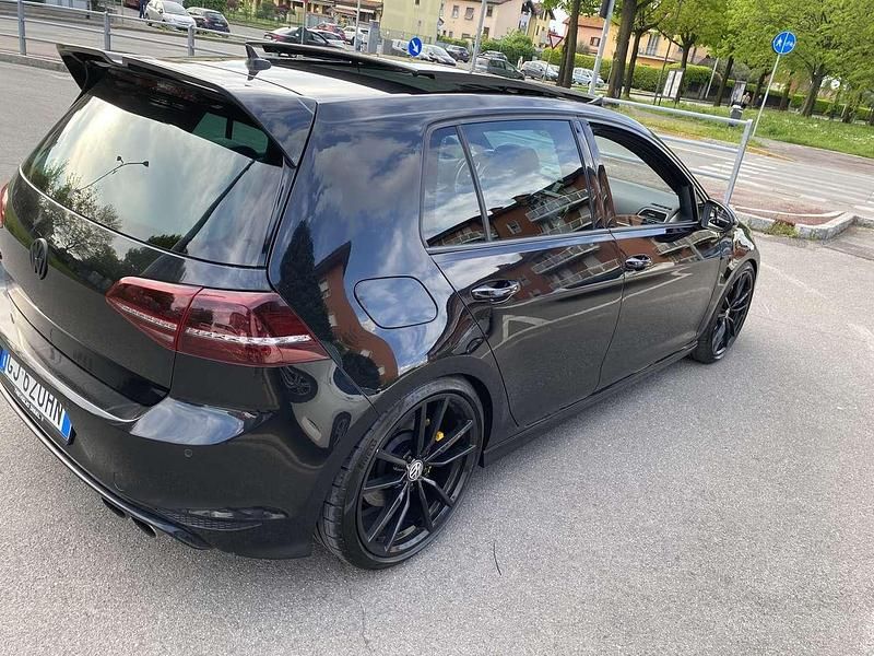 Usata VW Golf VII R 300 CV (220 kW) 2017 Nero Berlina