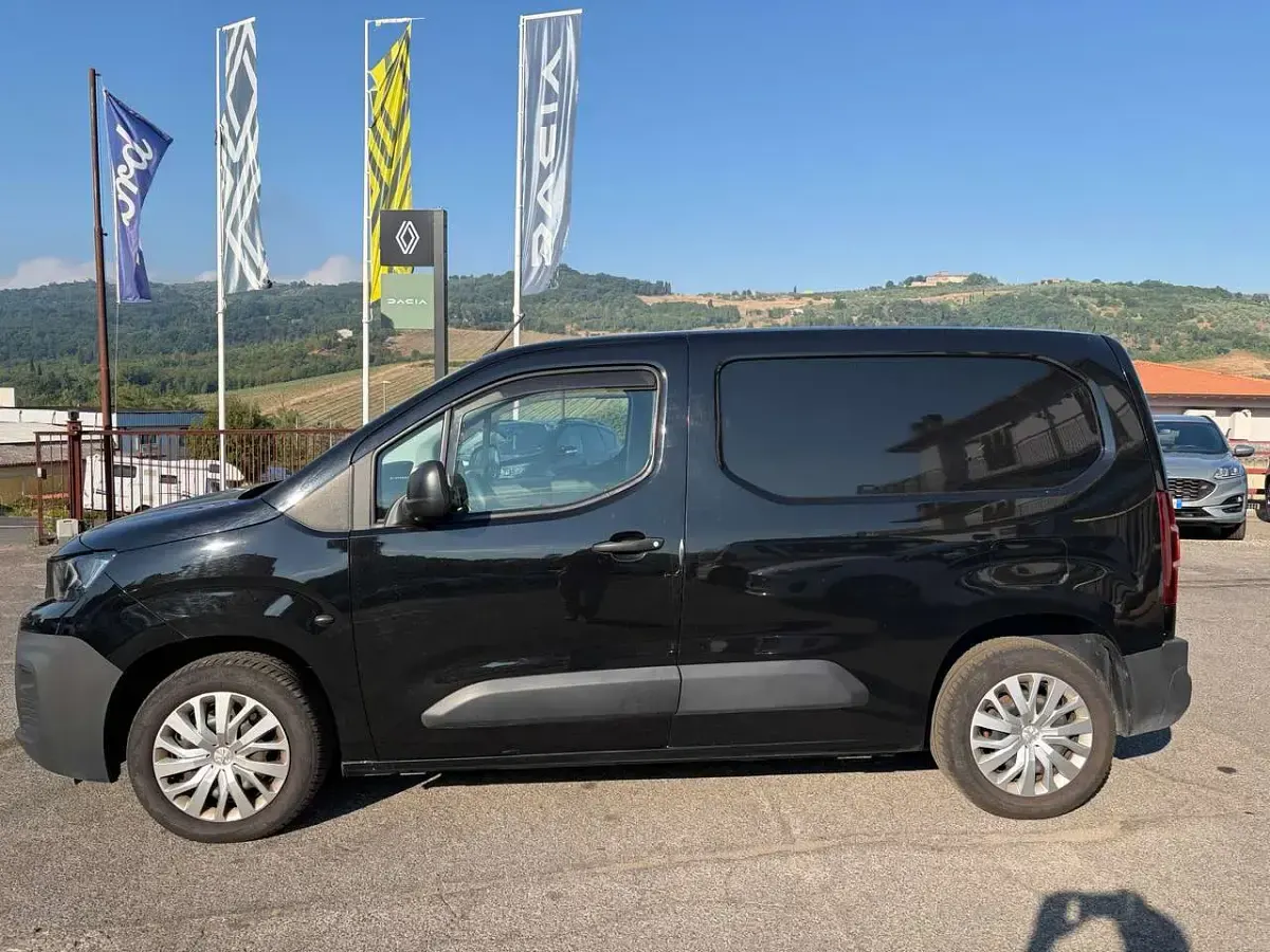 Usata Peugeot Partner 131 CV (96 kW) 2020 Nero Monovolume
