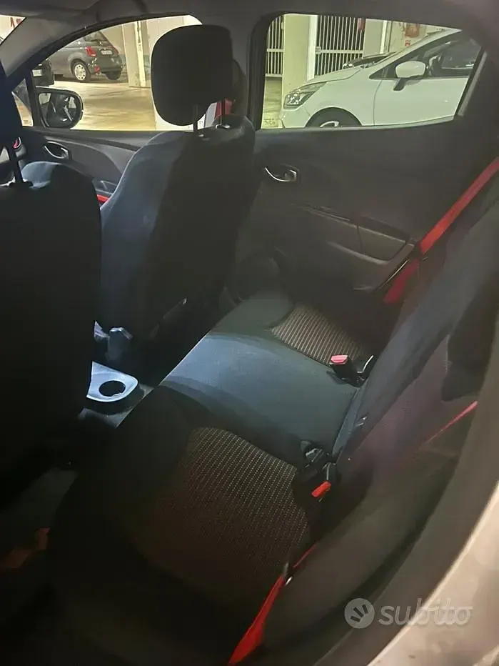 Usata Renault Clio IV R.S. 200 CV (147 kW) 2015 Grigio Berlina