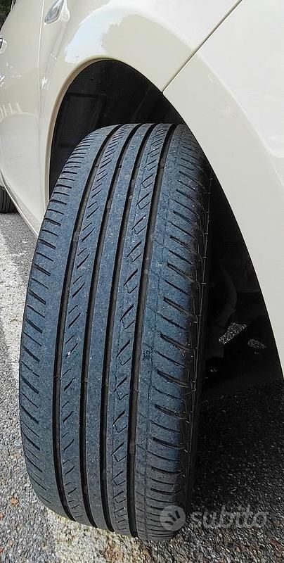 Usata Lancia Ypsilon Gold 86 CV (63 kW) 2016 Beige Utilitaria