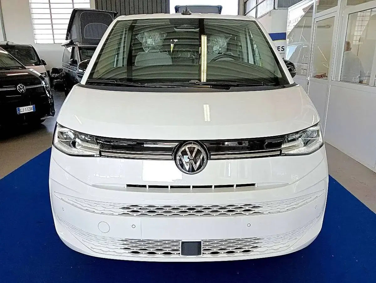 Nuova VW Multivan 245 CV (180 kW) 2026 Bianco Monovolume