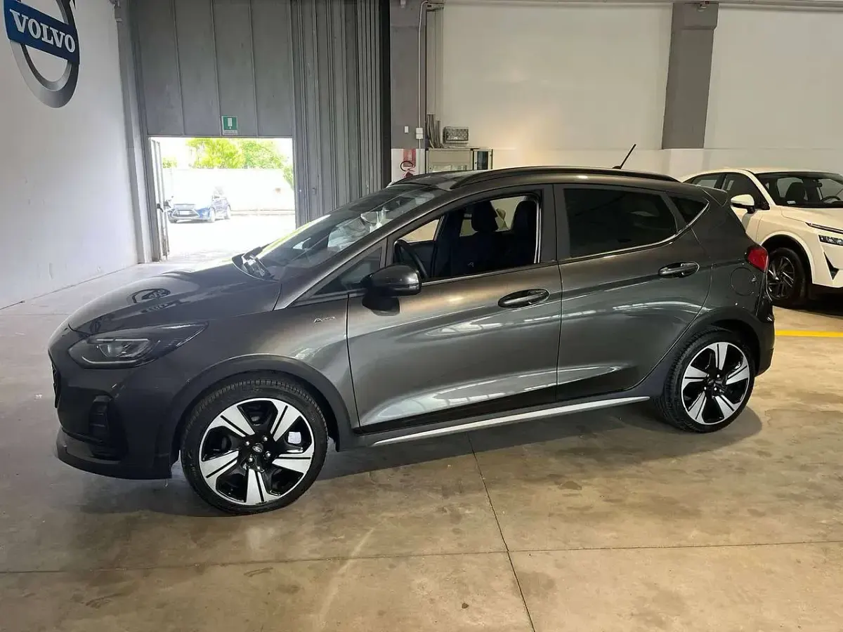 Usata Ford Fiesta Active 125 CV (91 kW) 2023 Magnetic grey Utilitaria