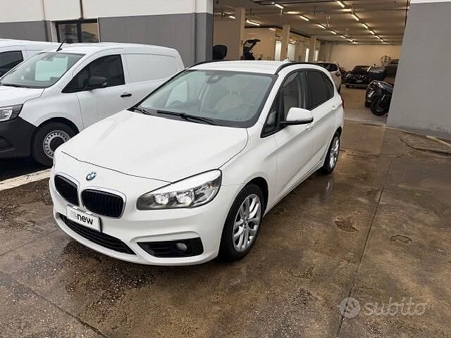 Usata BMW 216 Active Tourer Advantage 115 CV (84 kW) 2018 Bianco Monovolume