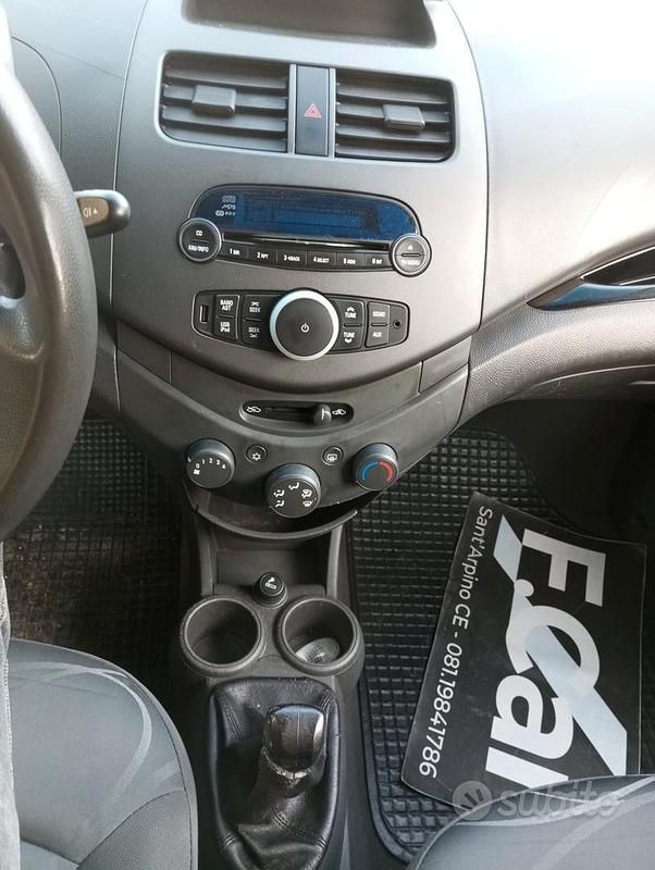 Usata Chevrolet Spark 65 CV (47 kW) 2011 Verde Utilitaria