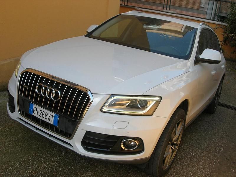 Usata Audi Q5 Advanced Plus 177 CV (130 kW) 2012 Bianco SUV