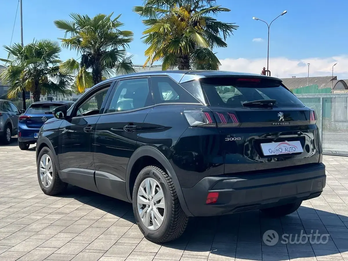 Usata Peugeot 3008 Business-Line 131 CV (96 kW) 2021 Nero SUV