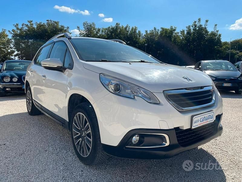 Usata Peugeot 2008 82 CV (60 kW) 2016 Bianco SUV