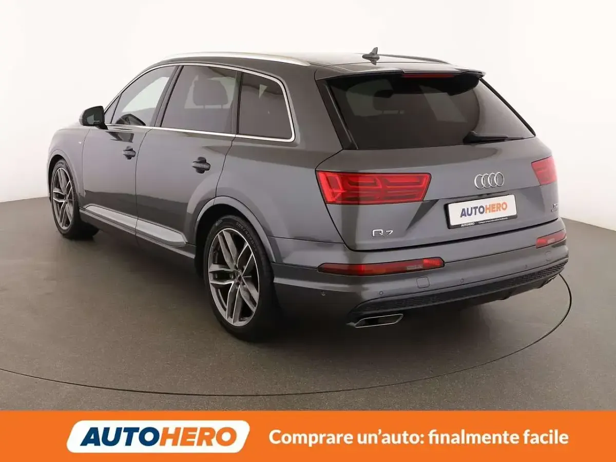 Usata Audi Q7 272 CV (200 kW) 2017 Grigio SUV