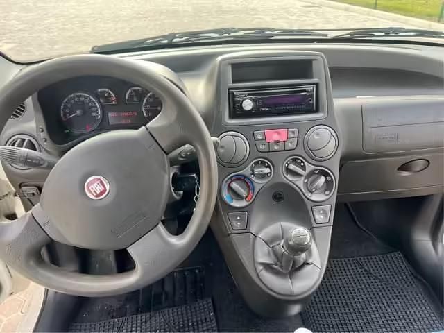 Usata Fiat Panda Dynamic 77 CV (56 kW) 2011 Bianco Berlina